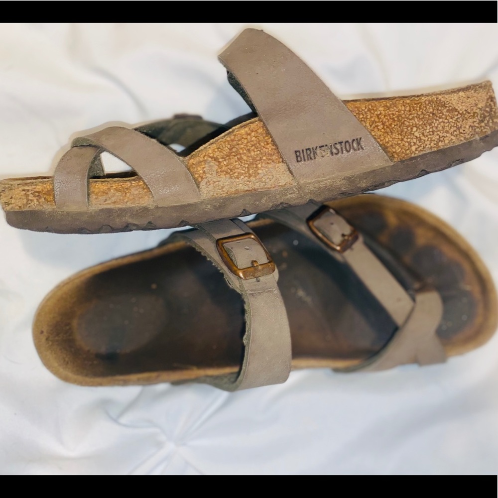 Cute Birkenstock sandals!!